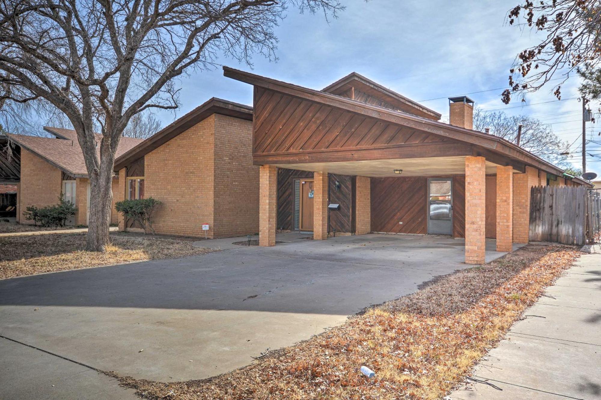 Lubbock Townhome With Grill Near Ttu And Downtown! Dış mekan fotoğraf